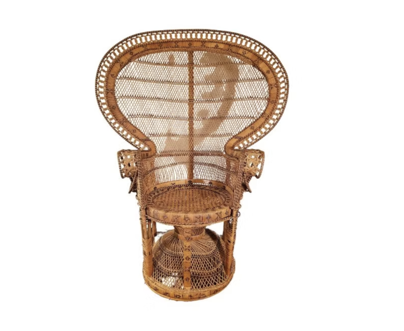 Peacock Chair – A Timeless Symbol of Boho Elegance